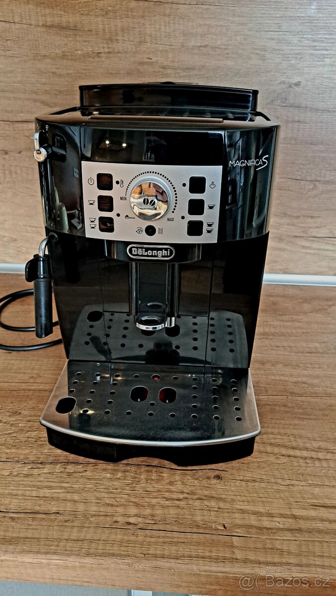 Kávovar Delonghi - 7