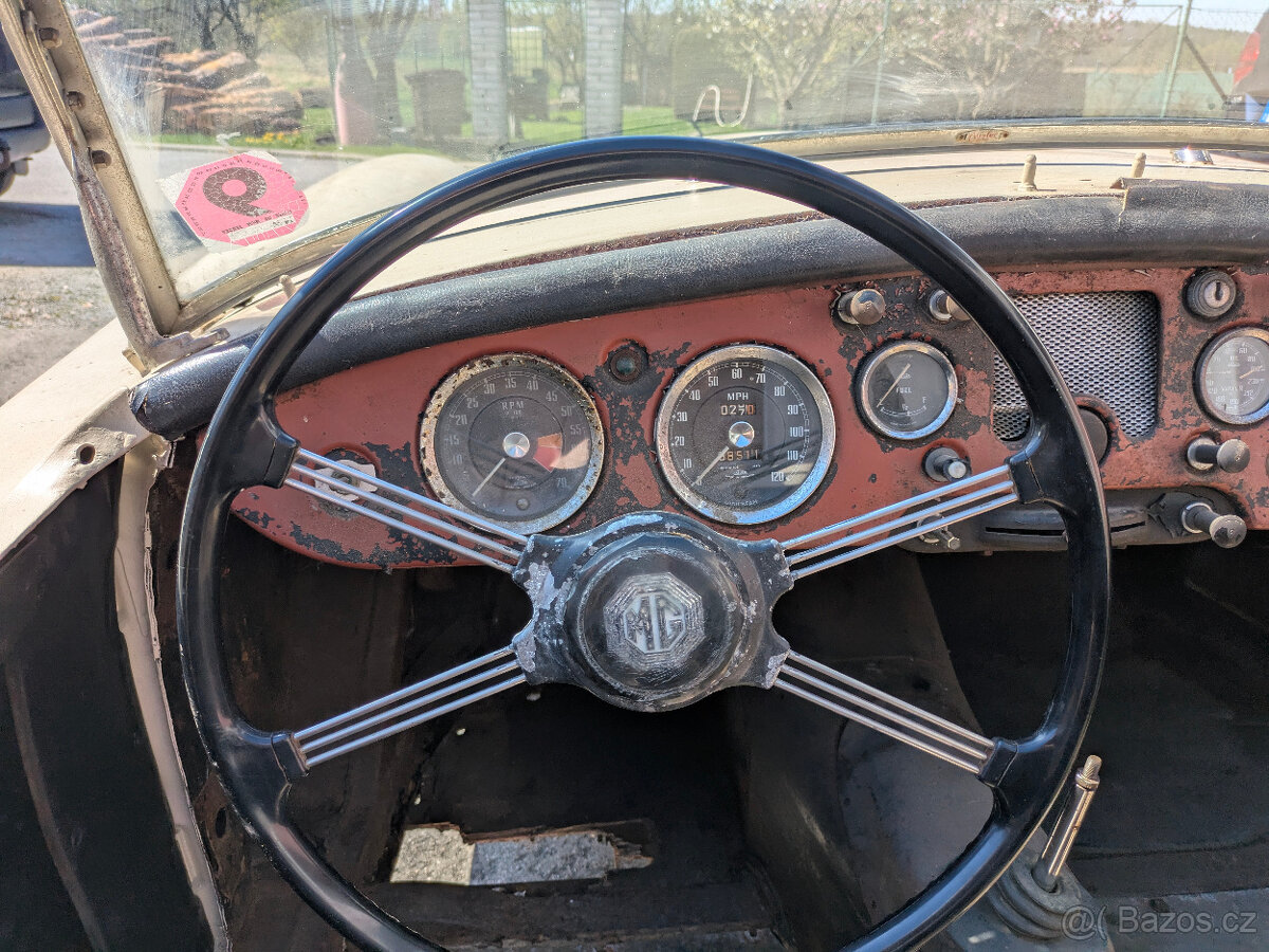 MG MGA 1500 - 7