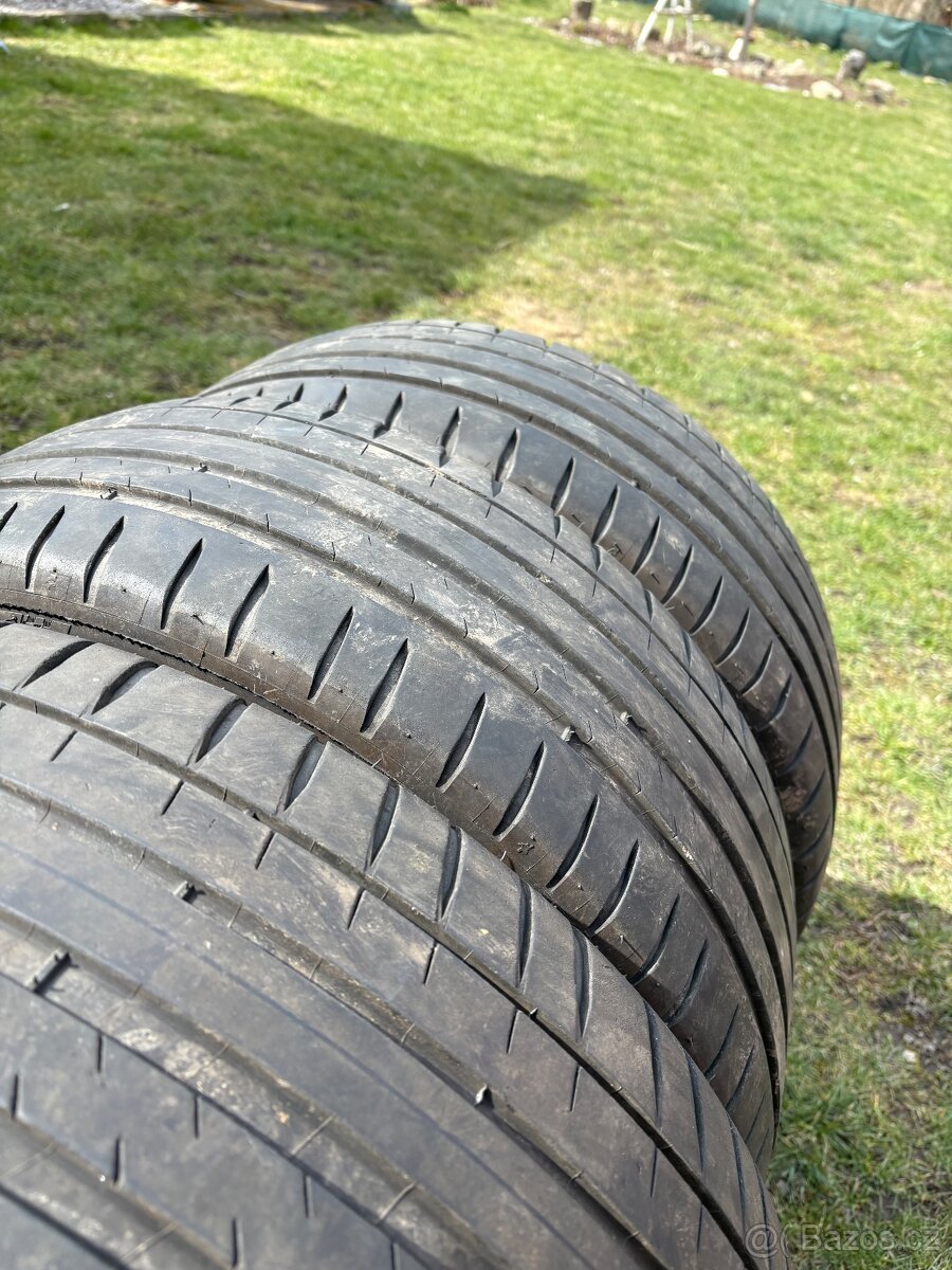Letní gumy 225 - 7