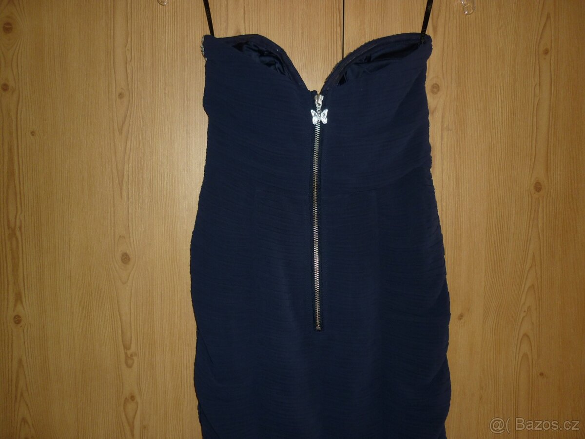 Navy modré dlouhé večerní plesové šaty Lipsy - 7