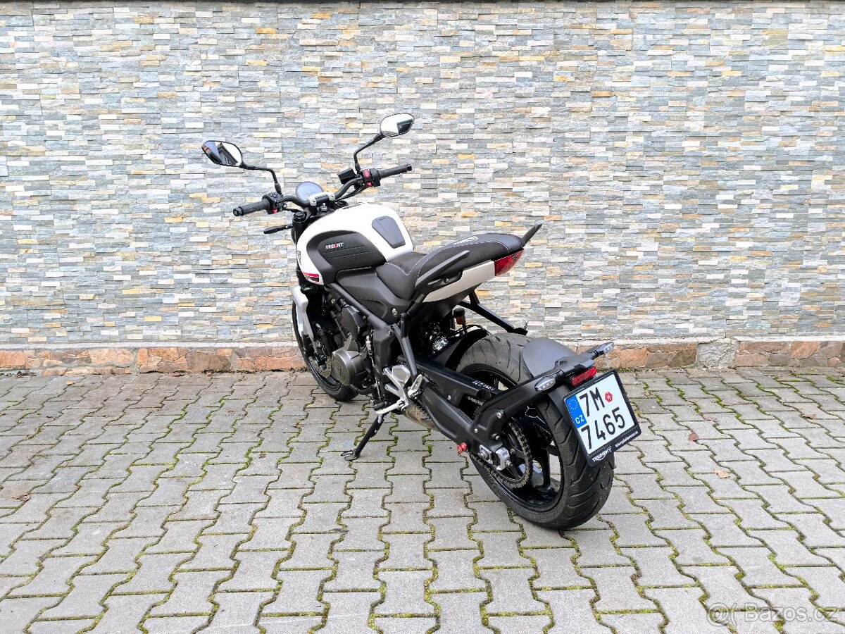 TRIUMPH Trident 660 - 7