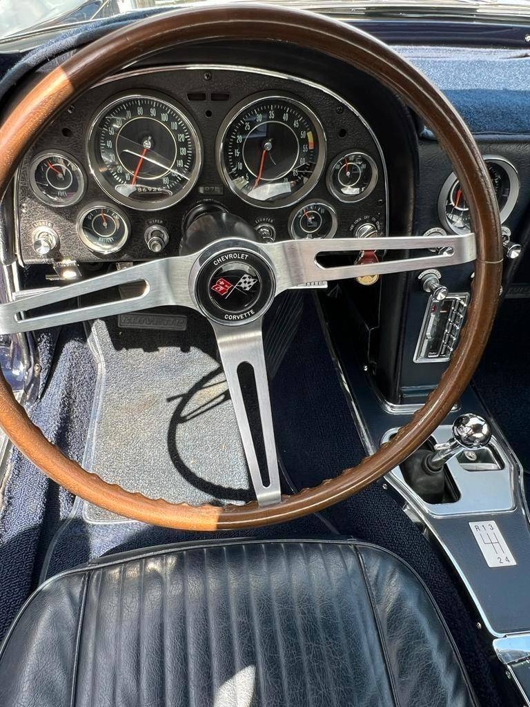 Chevrolet Corvette C2 z roku 1964 - 7