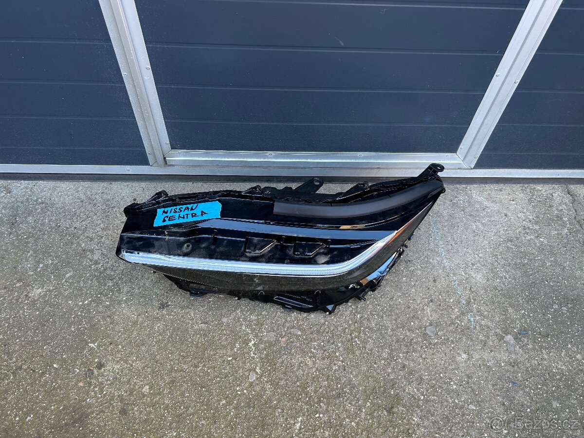 Toyota, Nissan, Luxus - 7