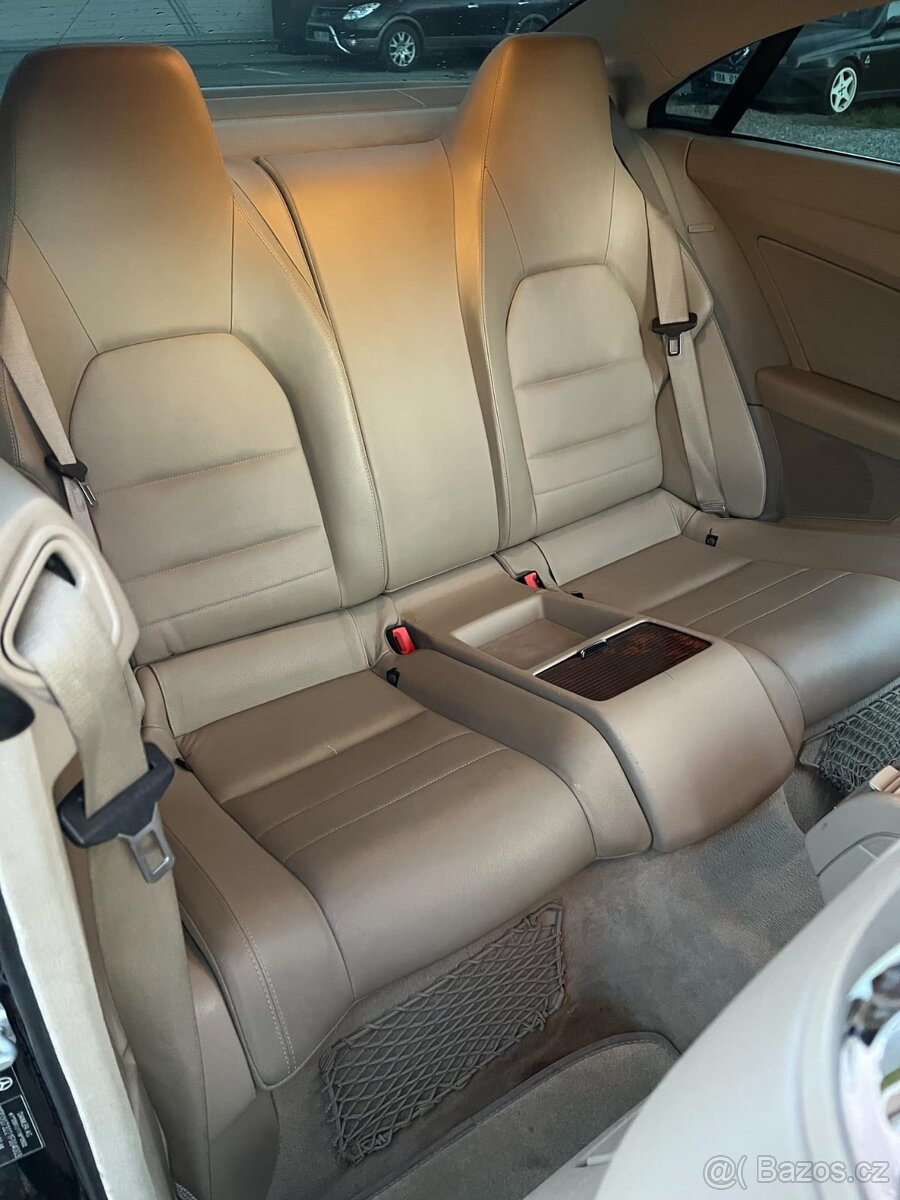 Mercedes-Benz E350 - 7