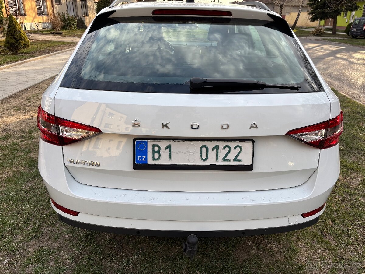 Škoda Superb 3 2.0 tdi manuál - 7