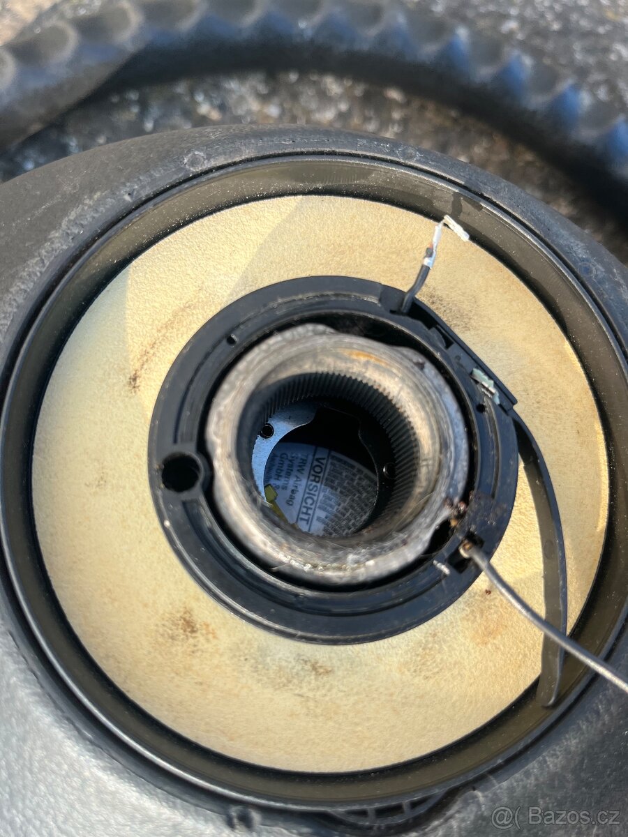 Tříramenný volant Seat, VW, Škoda atd - 7