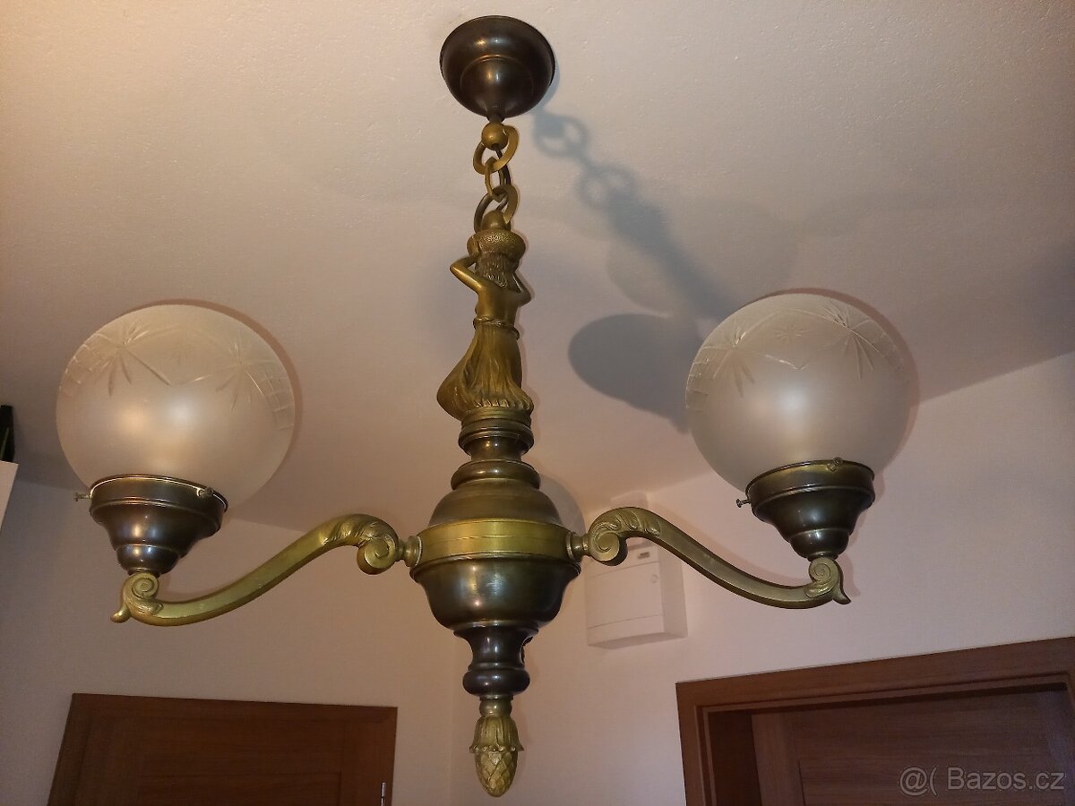 secesní mosazný tříramenný lustr - 7