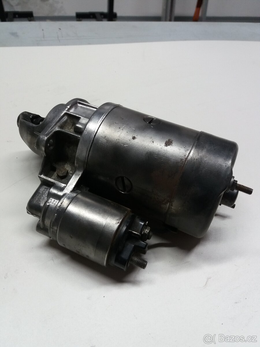 BMW E21 E10 E12 - M10 - Náhradní Díly 2 - 7