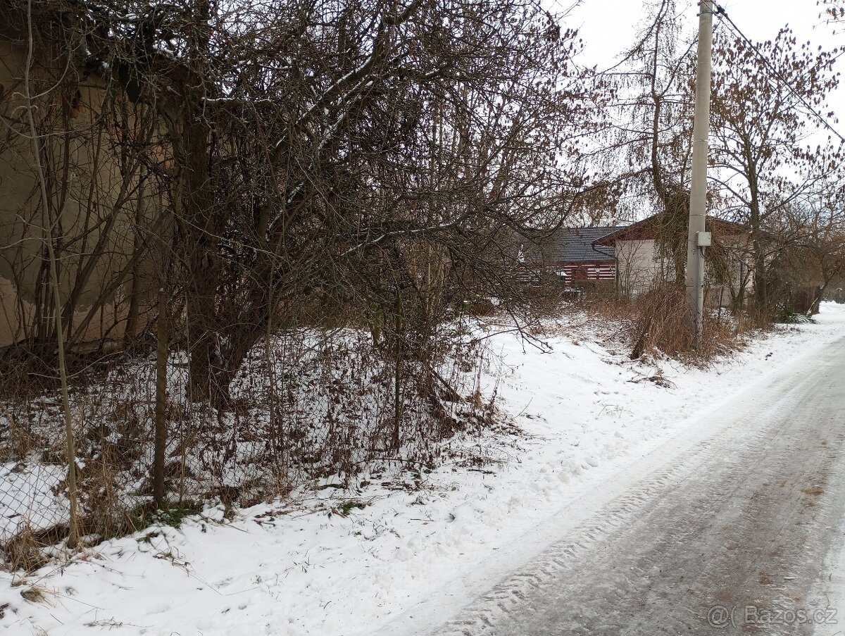 Prodej domu s pozemkem, k demolici, s podaným projektem - 7