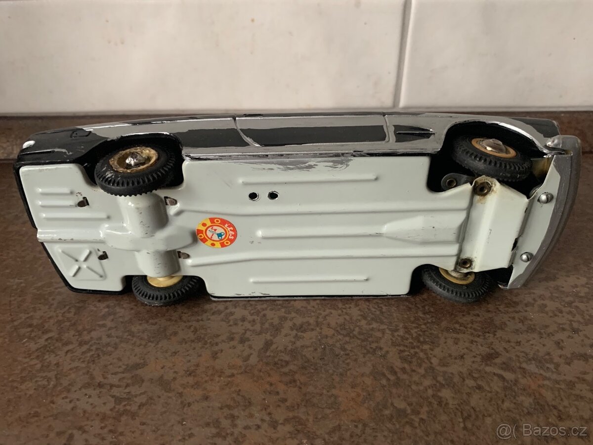 Retro hračka FIAT 2300 ITES na náhradní díly - 7