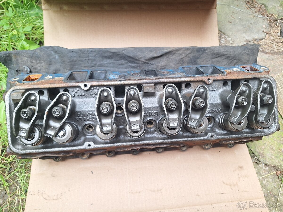 Hlavy motoru Chevrolet 350 - 7