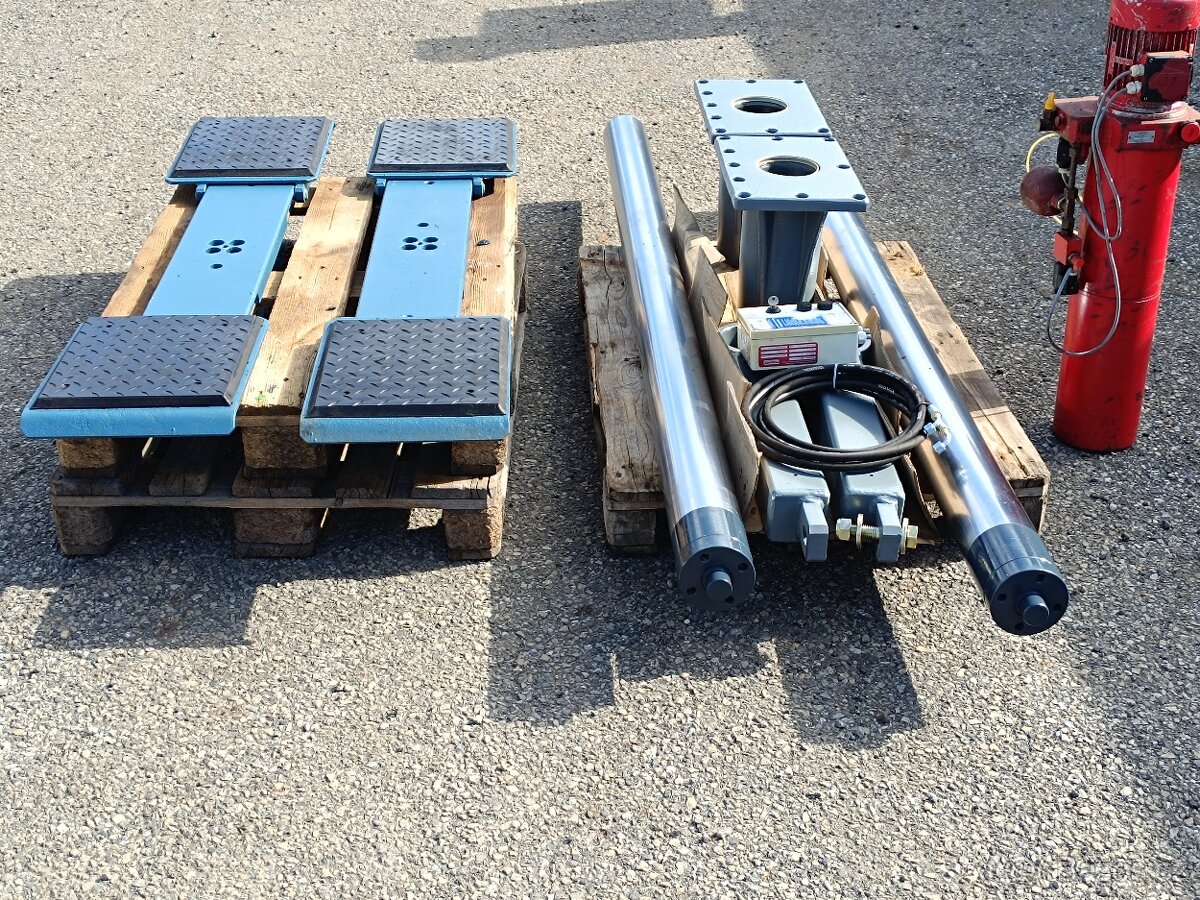 Dvousloupový podlahový zvedák - 7