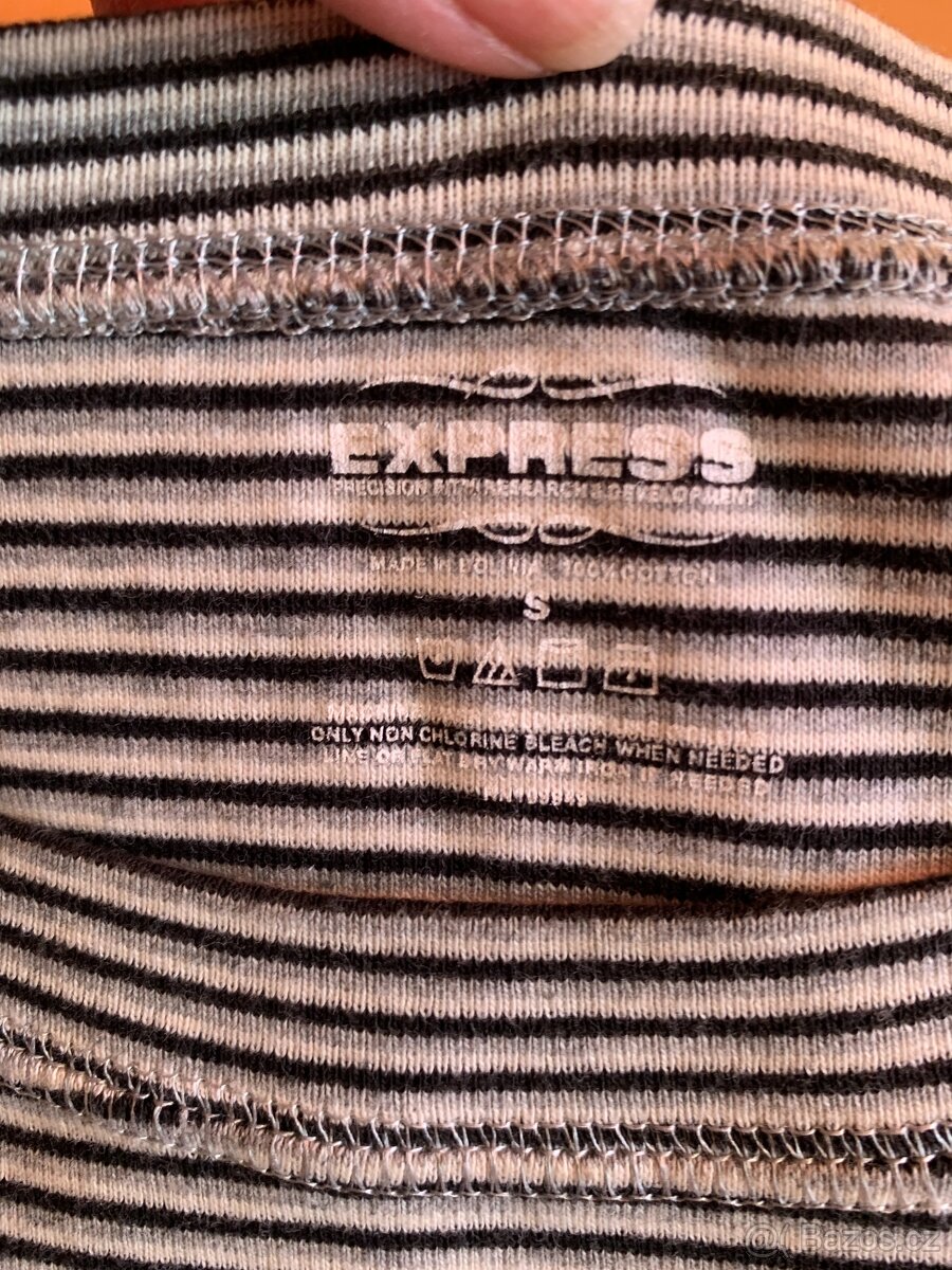 set 2ks značkových triček - vel. M - 7