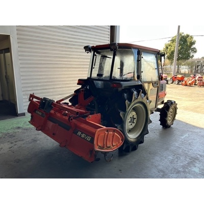 Malotraktor s kabinou - 7