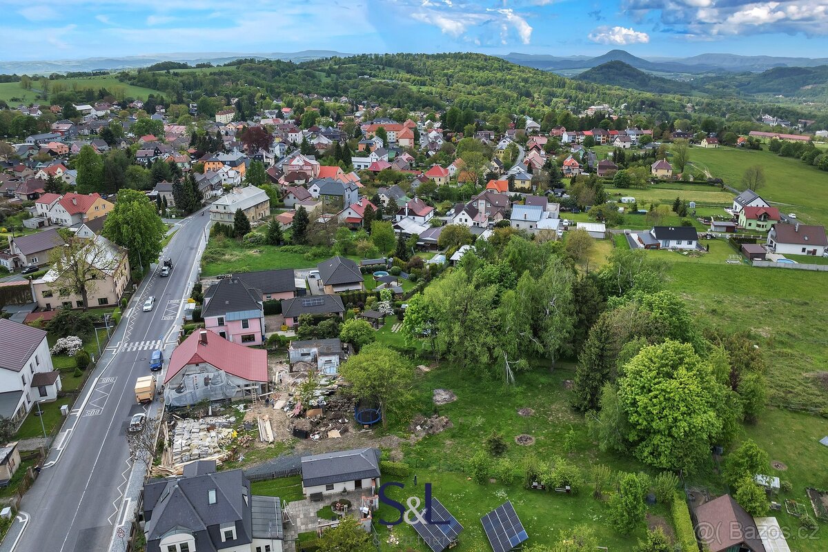 Pozemek připravený k výstavbě v klidné části Kamenického Šen - 7