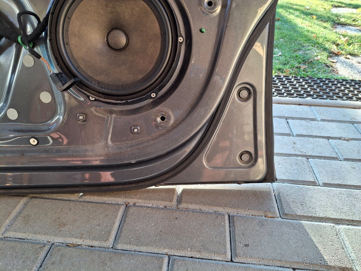 Prodám PP dveře VW Golf VI - 7