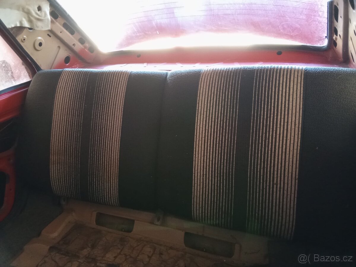 Skoda 120Gls karoserie - 7