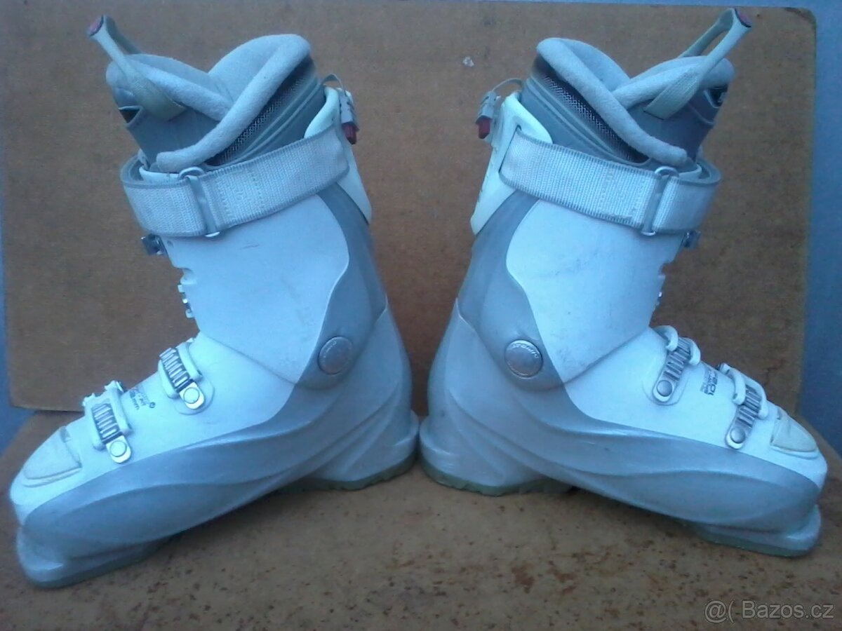 Lyžáky dámské Atomic 25,5 - 7