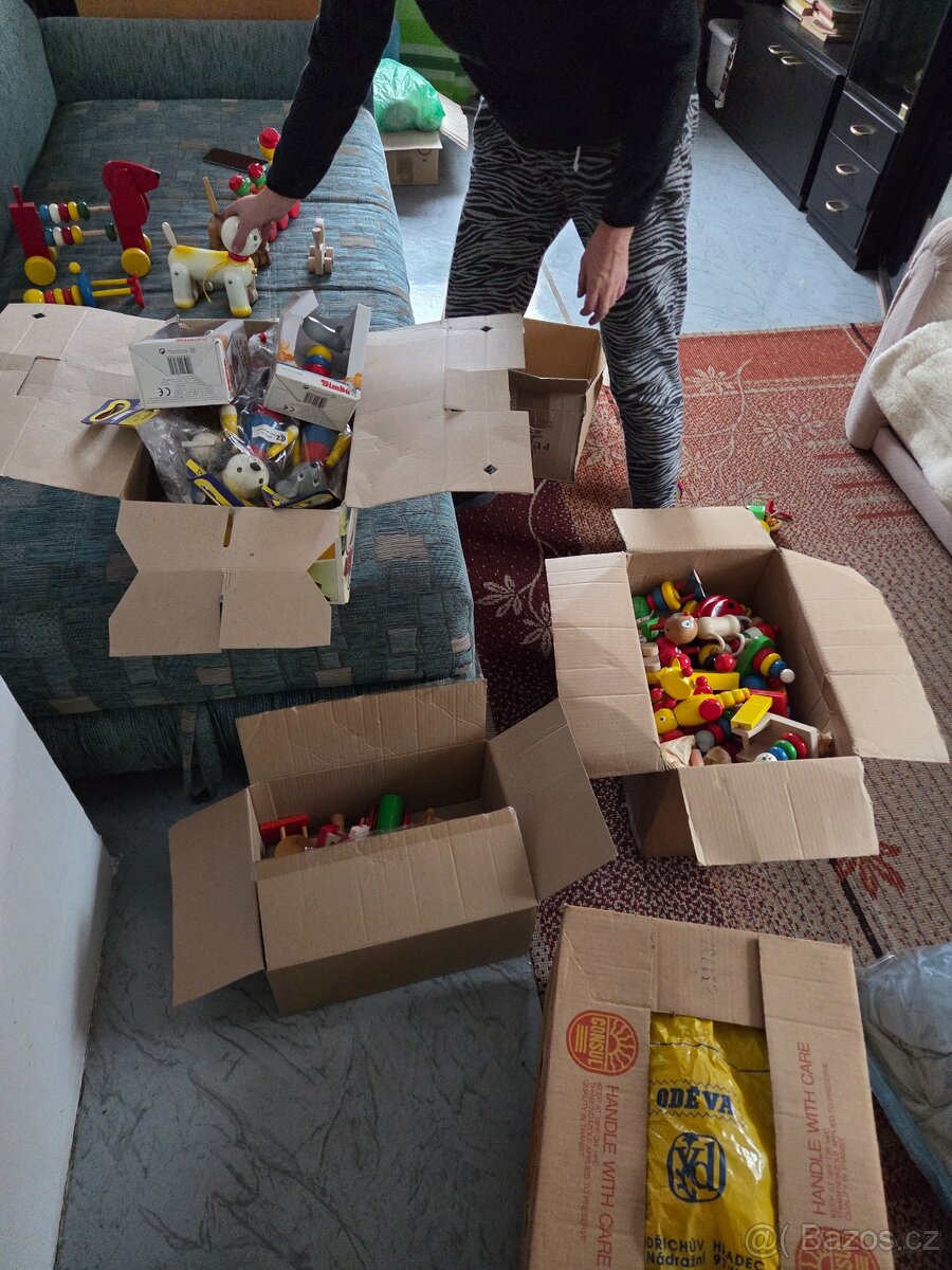 Staré nikdy nepoužité dřevěné hračky - 7