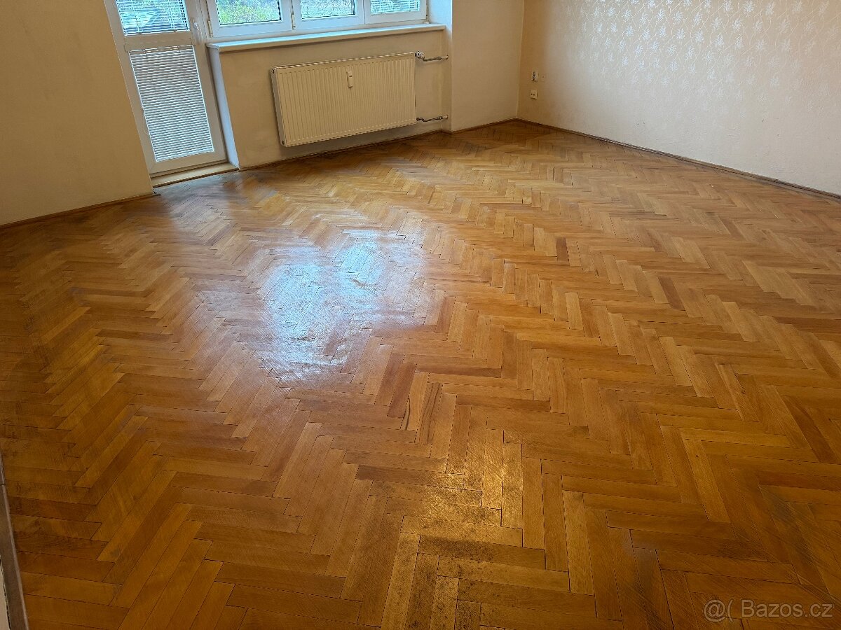 Bukové parkety 35cm x 6cm - 7