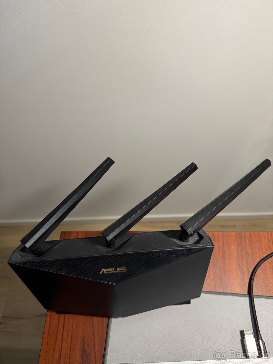 ASUS RT-AX86U Pro - 7