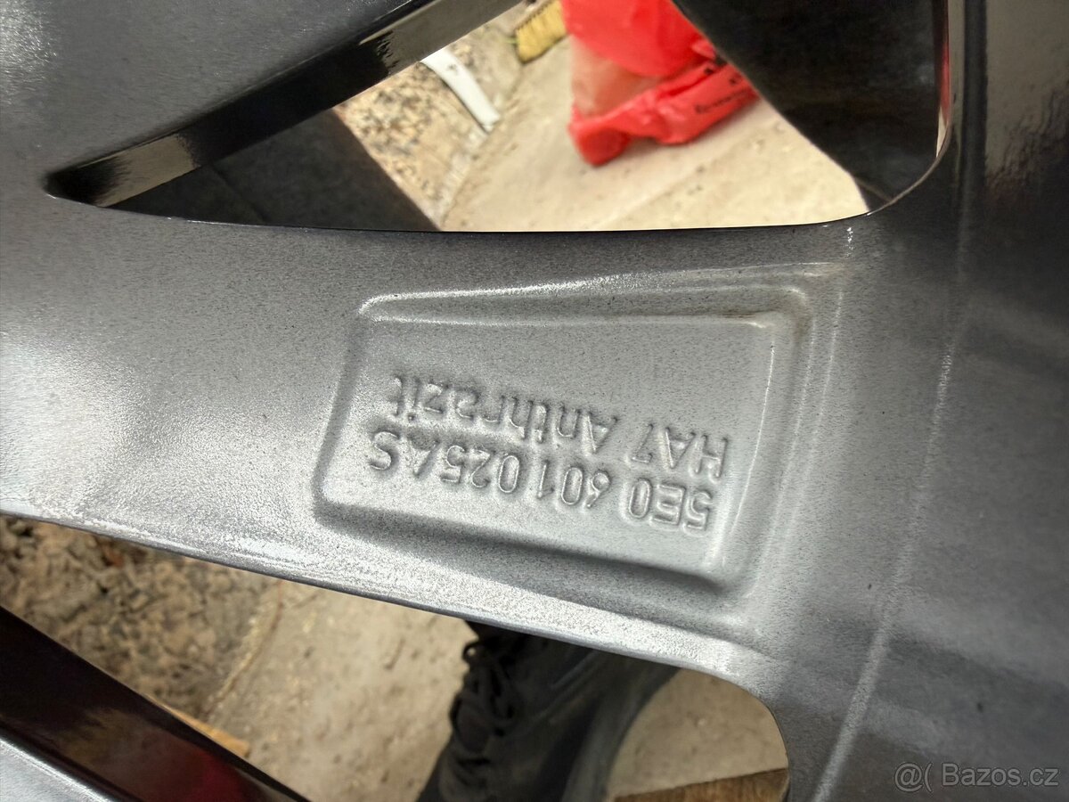 Prodám disky 225/40/18 - 7