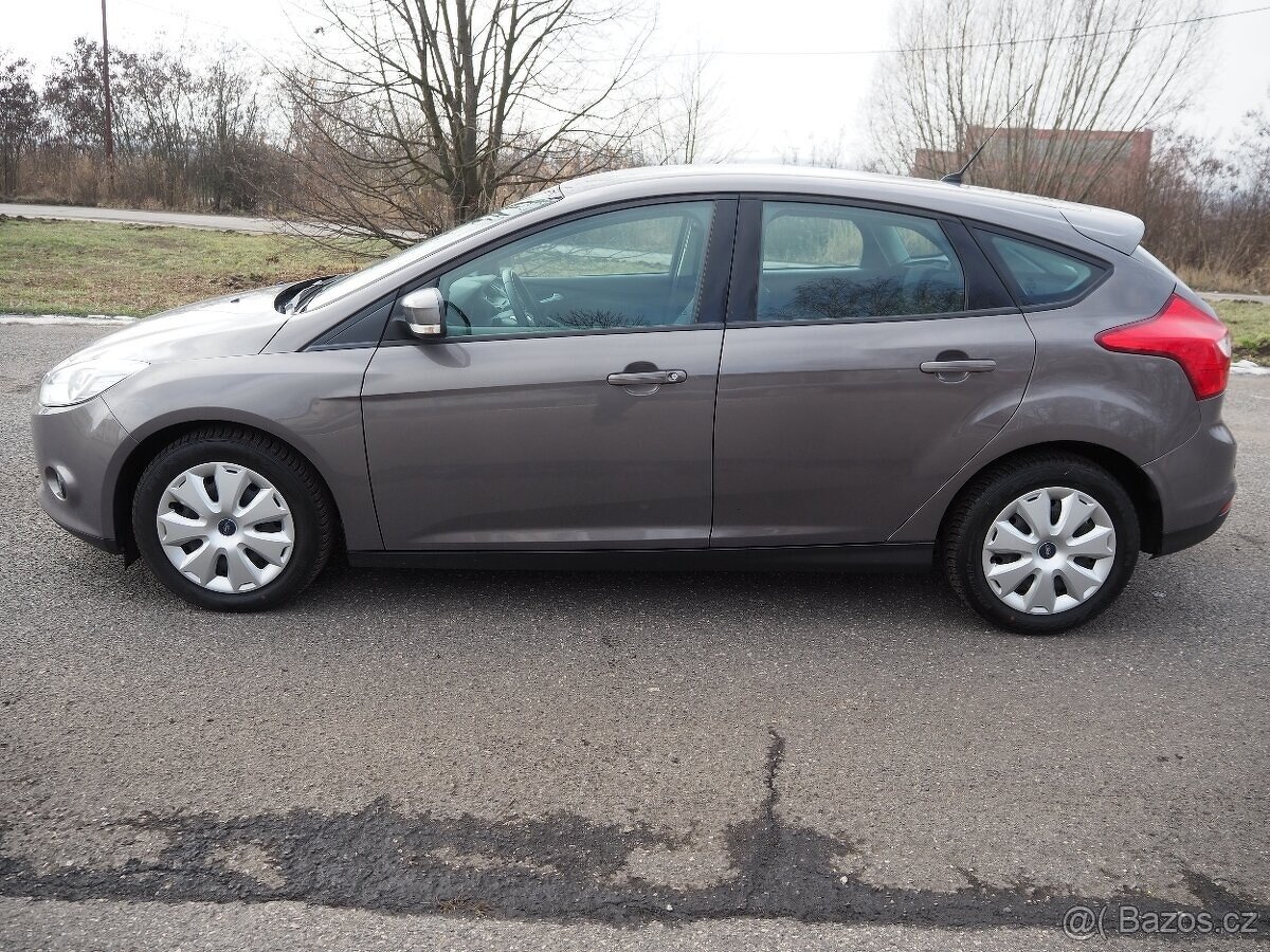 Ford Focus 1.0 - 7