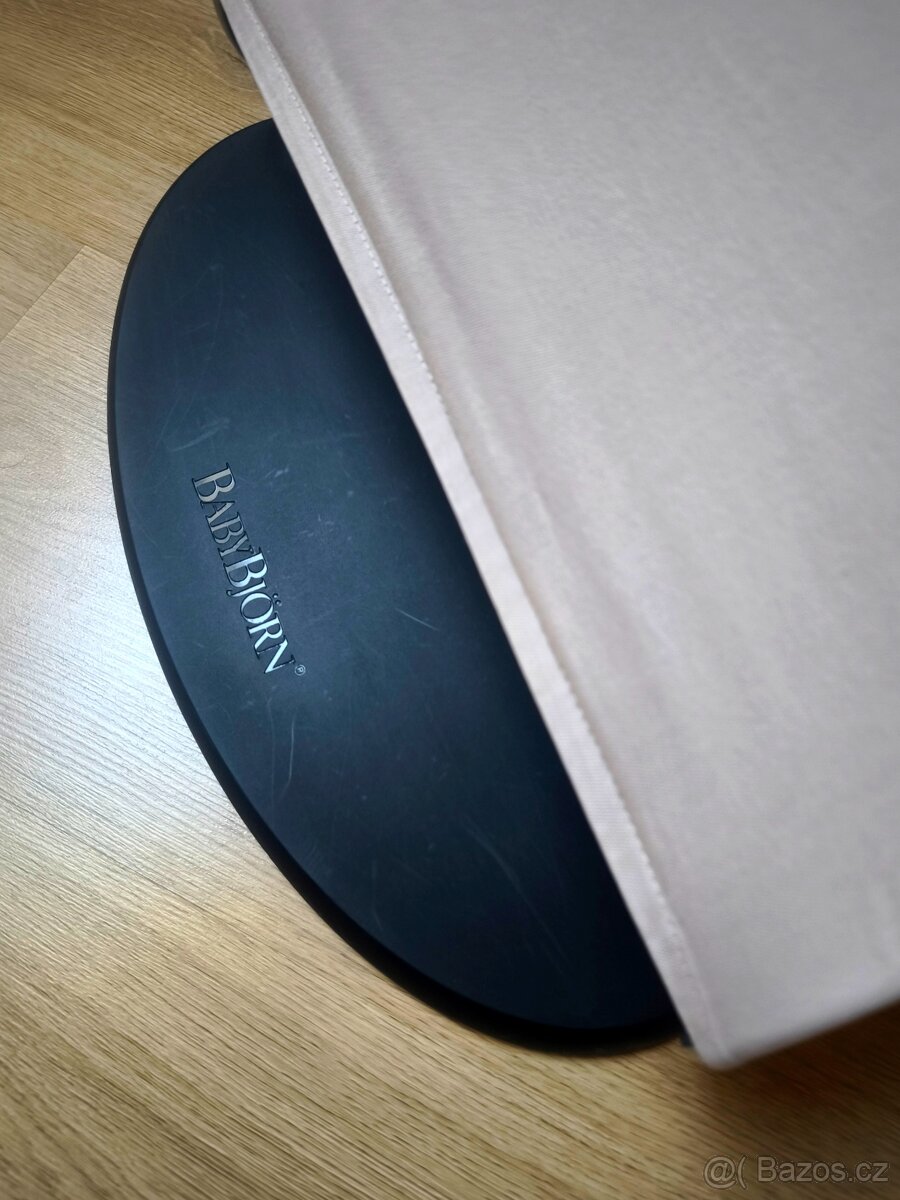 Houpátko babybjorn s příslušenstvím - 7