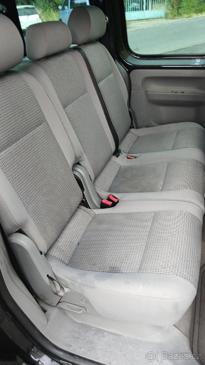 Vw Caddy Life 1.6 mpi 75kw rok 2006 - 7