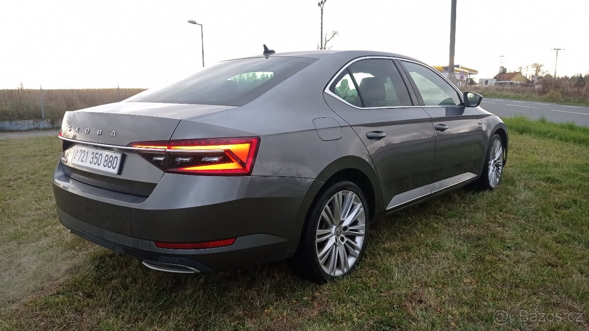 Škoda Superb, 2,0 TDi Laurin & Klement DSG - 7