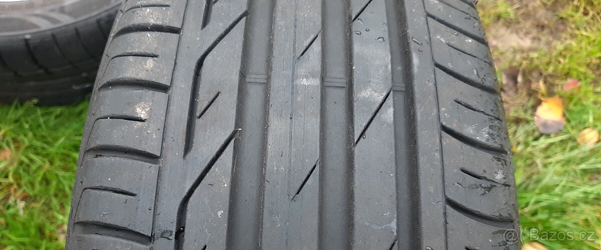 kola originál Skoda nebo taky na VW Seat Audi s pneu R16 - 7