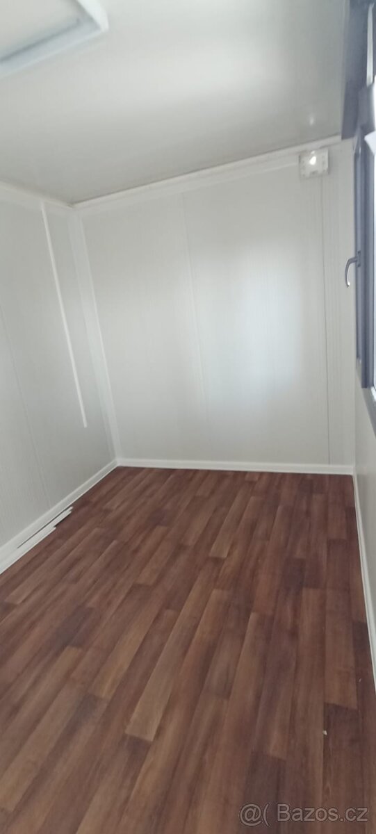 Obytný/prodejní kontejner PMP-K o rozměru 2,4 x 4 m - 7