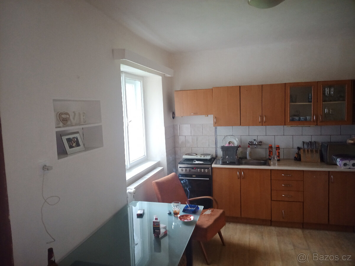 Prodam dvougeneracni dum super sleva - 7