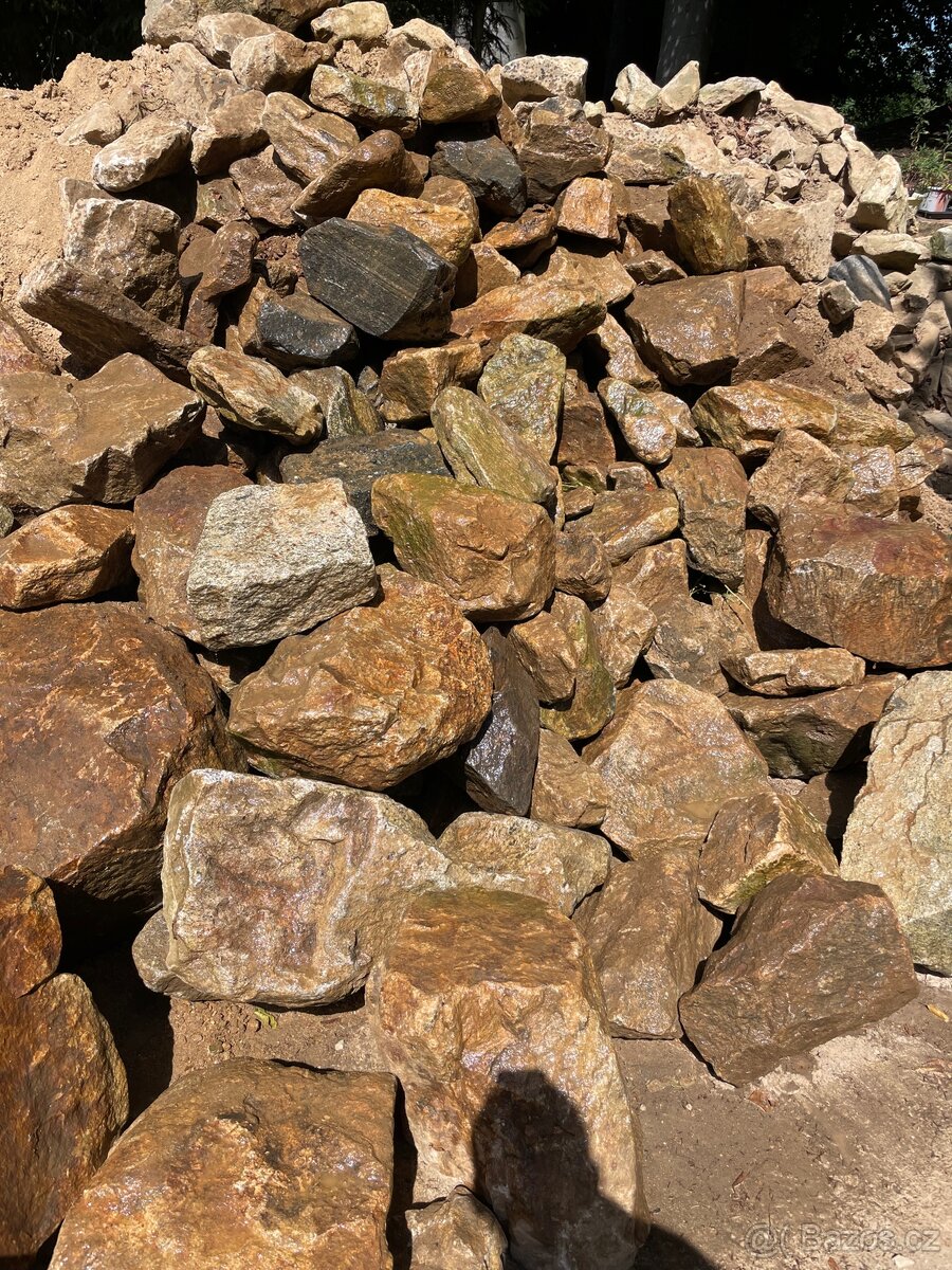 Kameny, zídka, kamenivo, zahradní architektura - 7