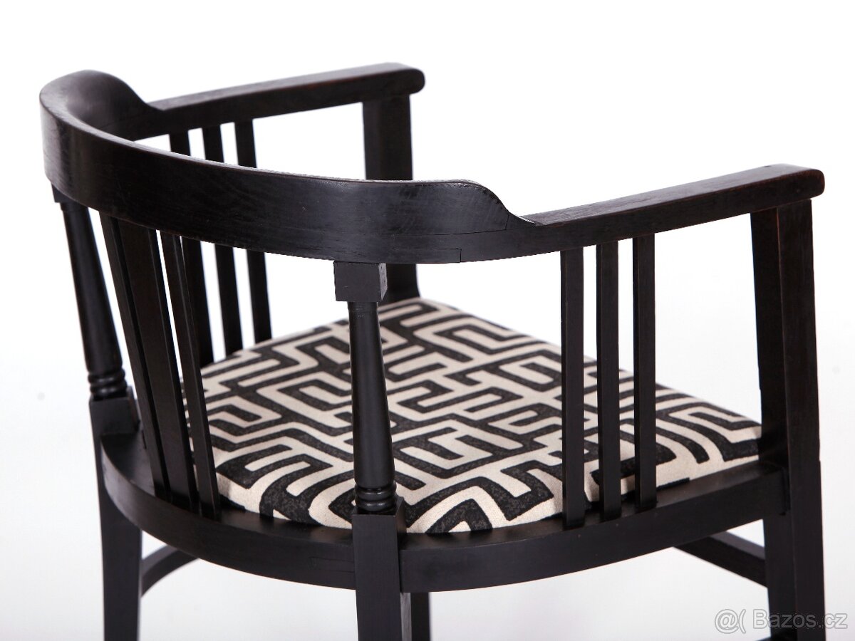 Přečalouněné starožitné křesílko, židle. - 7
