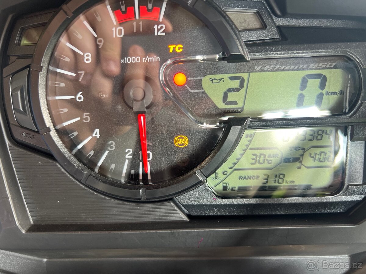 SUZUKI V-STROM 650 - 7