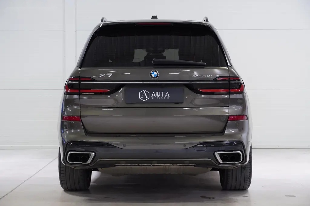 BMW X7, 40i,M-PAKET,HUD,PANO,ZÁRUKA - 7