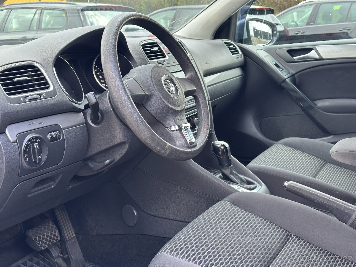 Volkswagen Golf 2011 - 7