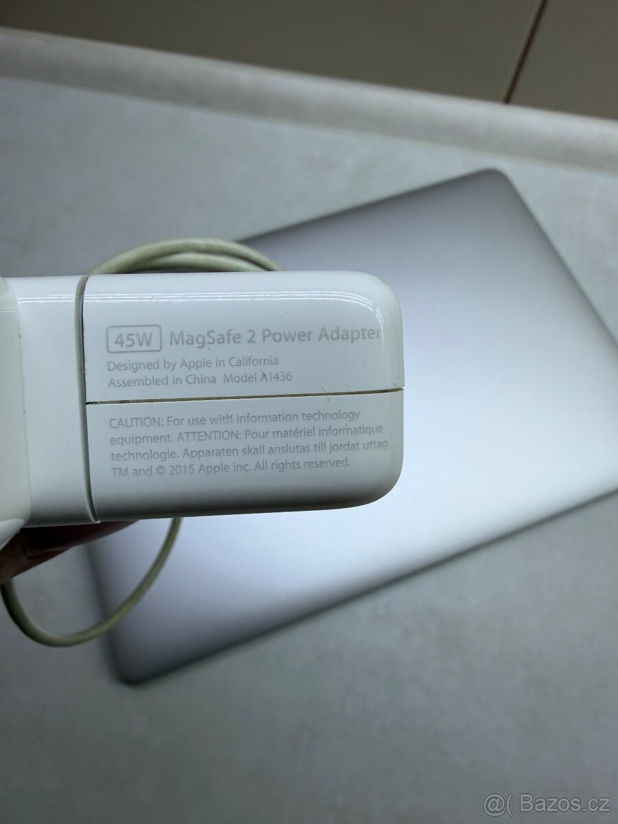 MacBook Air 13” (2017) - 7