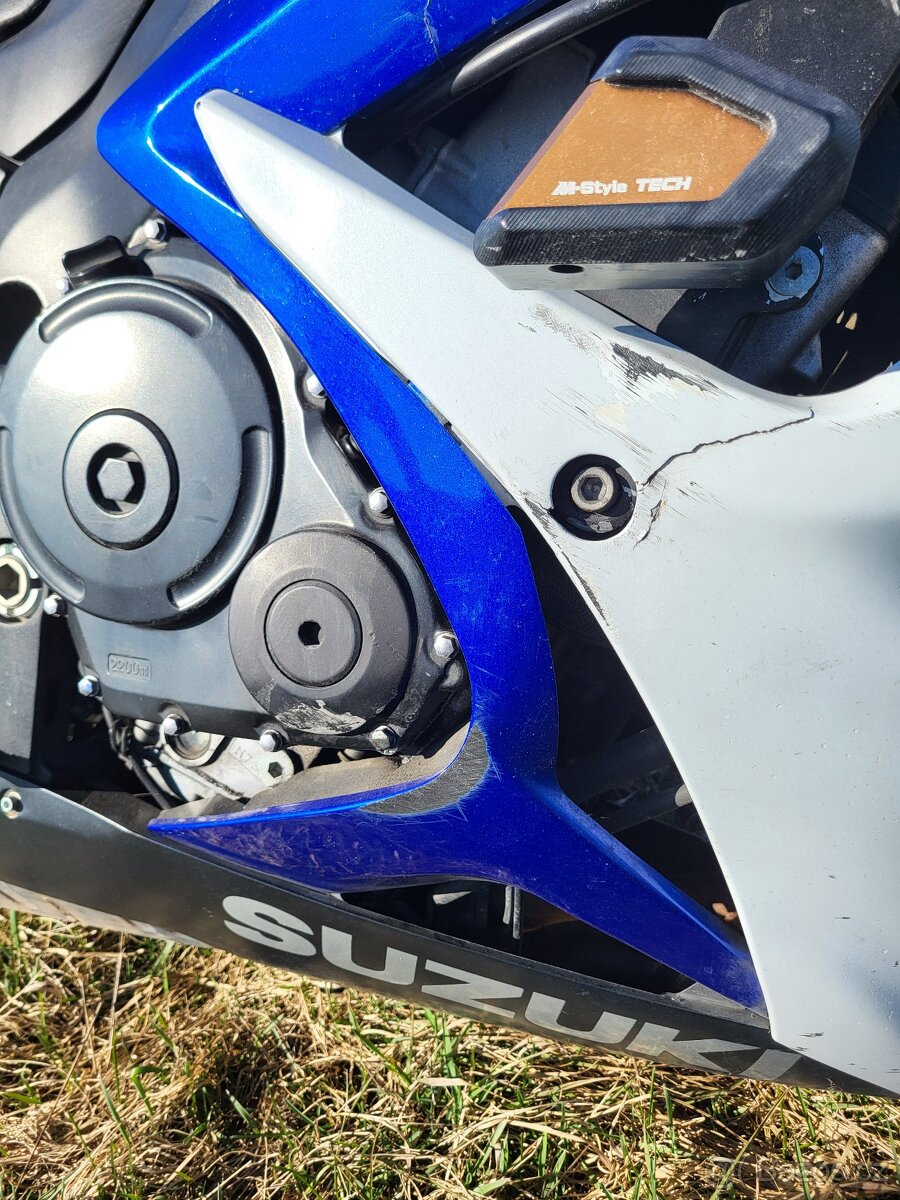 Suzuki GSX-R - 600 - 7