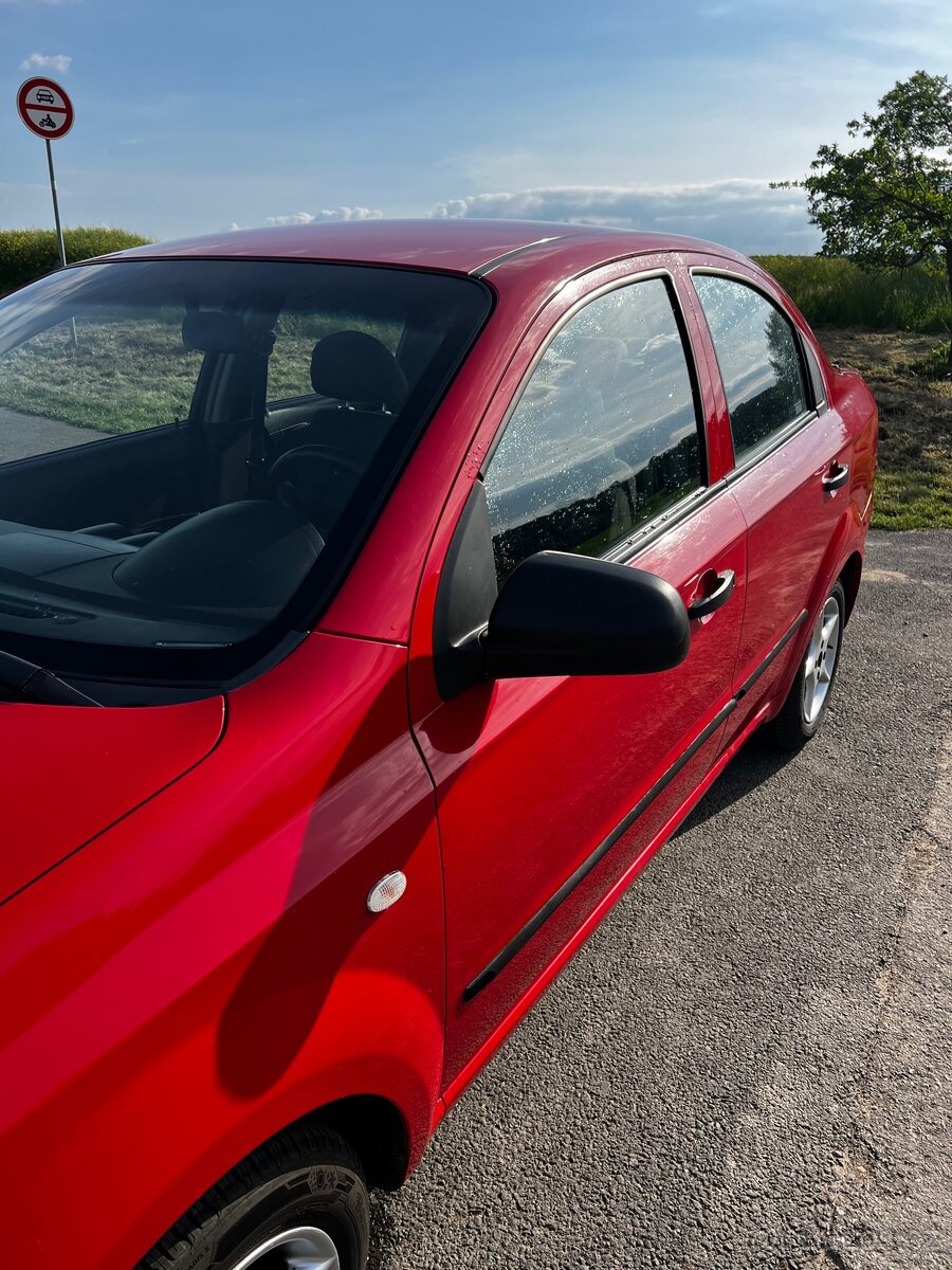 Chevrolet Aveo 1.4 - 7