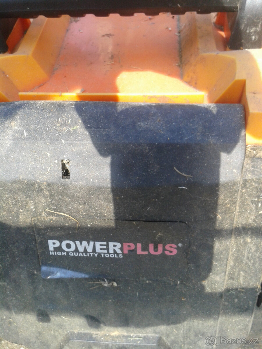 POWER PLUS sekacka a vysavac akumulatorovy - 7