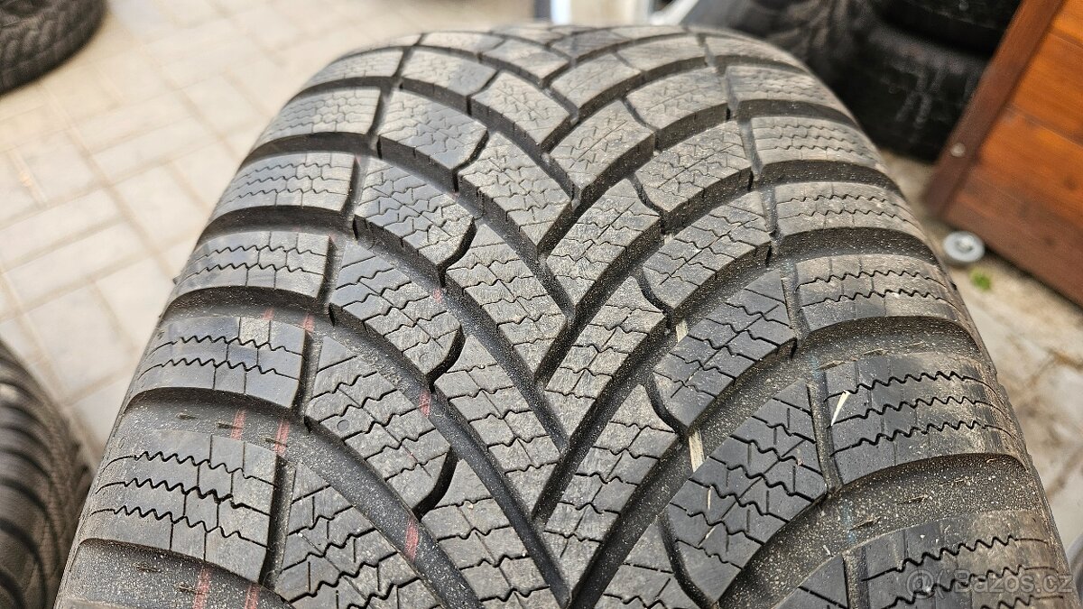 Zimní Sada Alu 5x114.3 235/65 R17 Kia Sorento - 7