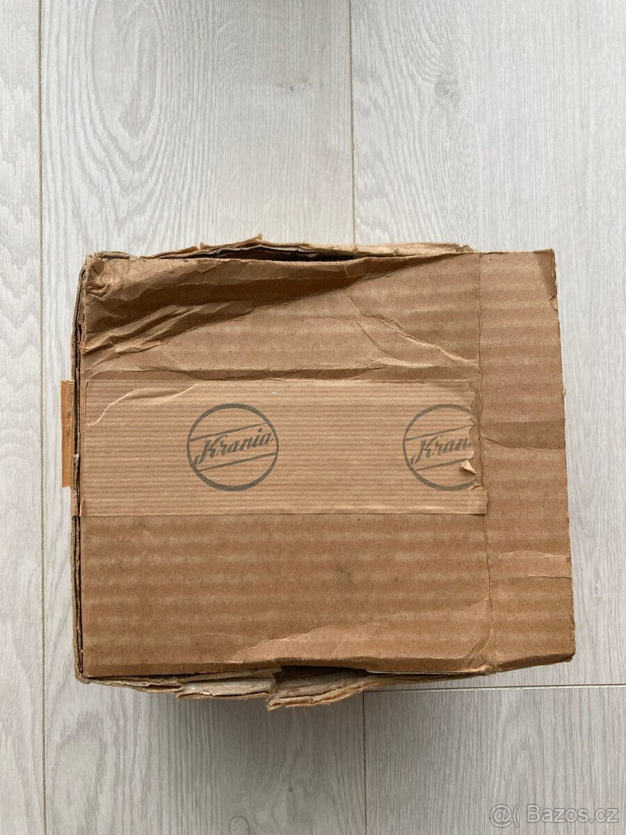 BAKELITOVÁ LAMPA TYP IR 2/3 , VÝROBCE KRANIA, NOVÁ, NEPOUŽIT - 7