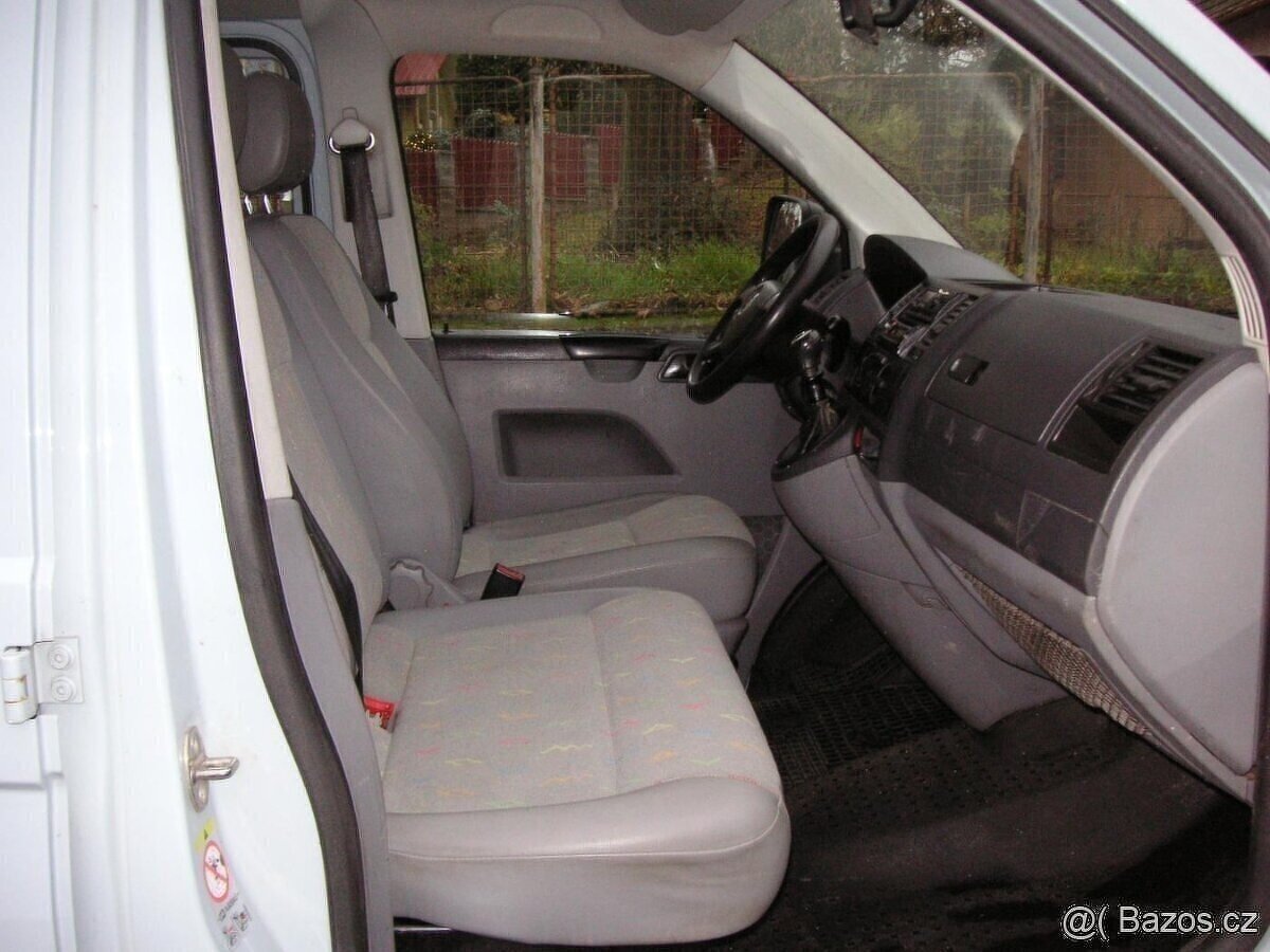 VW Transporter T5 2.5 TDi 4x4 - 7