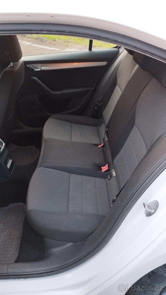 Škoda Octavia 3 1.6 TDI - 7