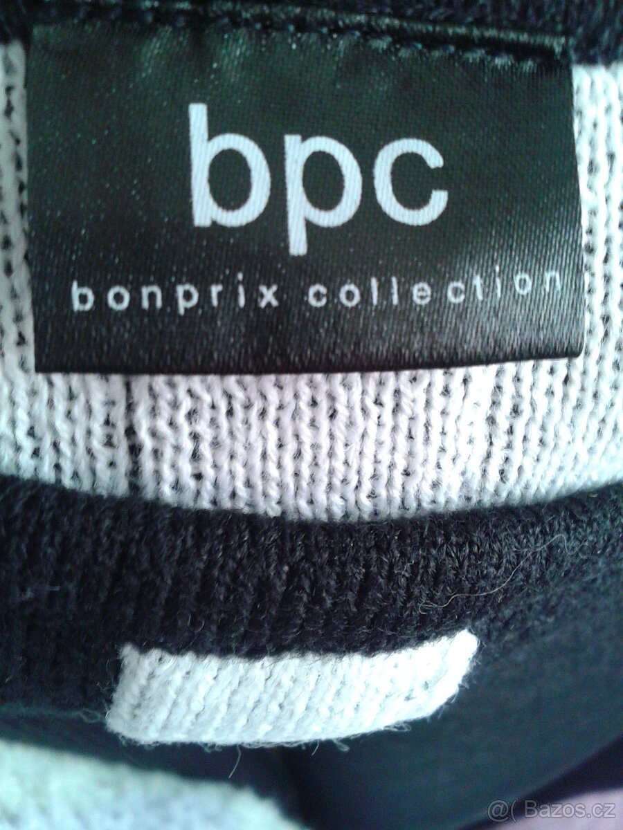 Elegantní teplé pončo UNI - 7