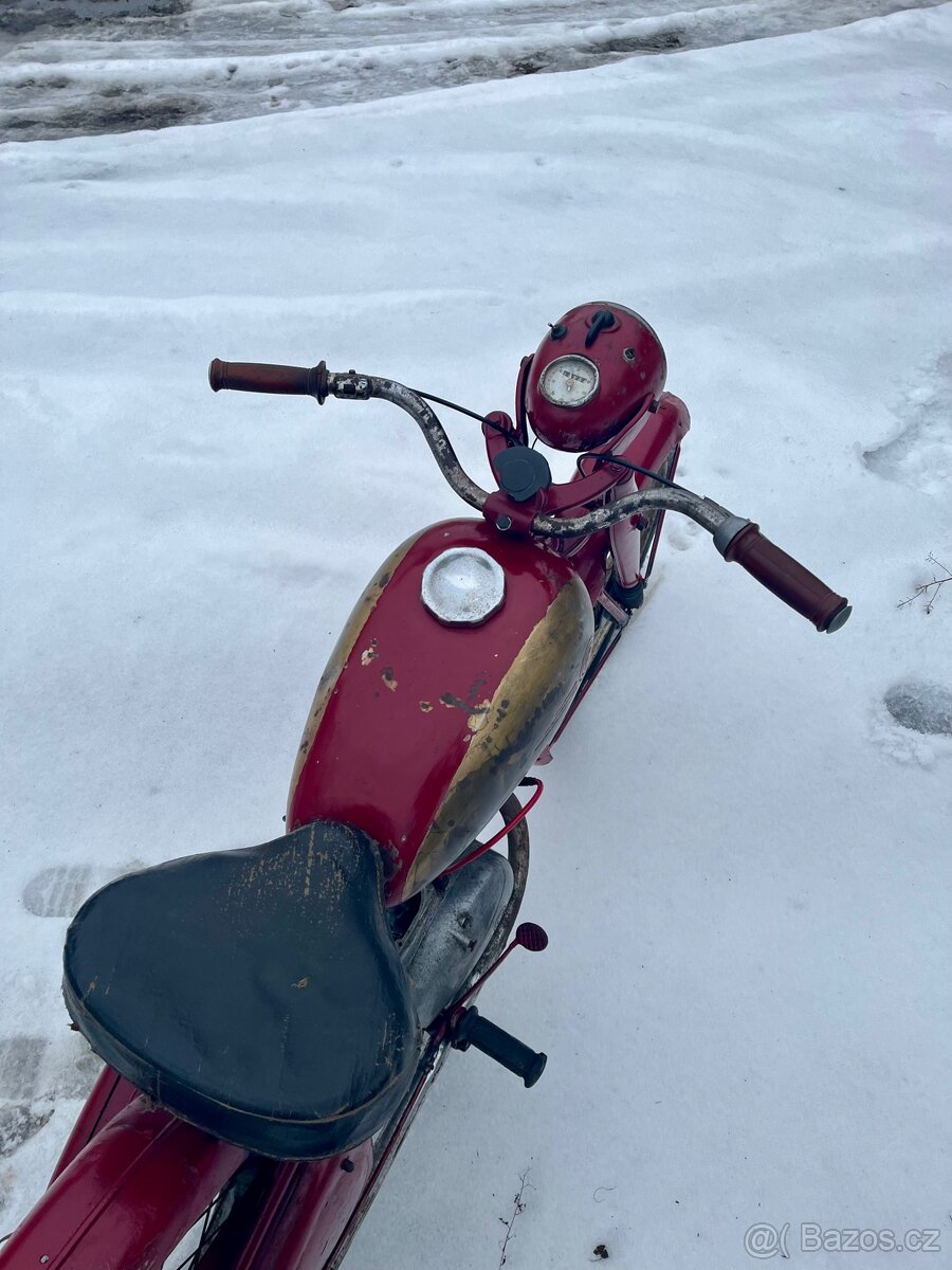 Prodám ČZ 150c - 7