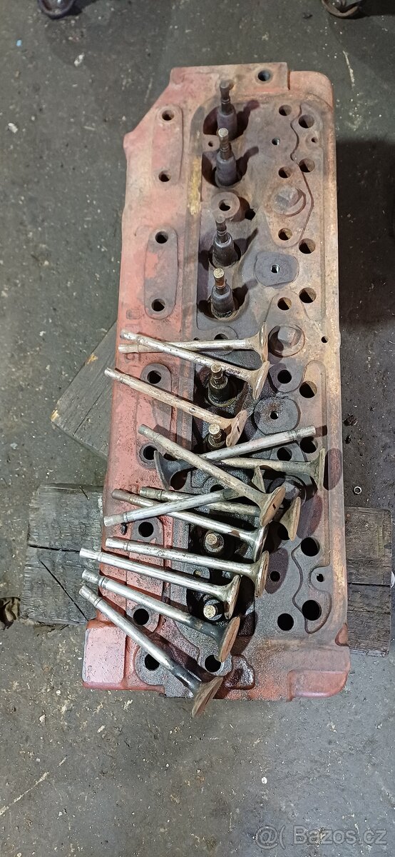 Prodám díly na pásové traktory DT 54 / DT 75 - 7