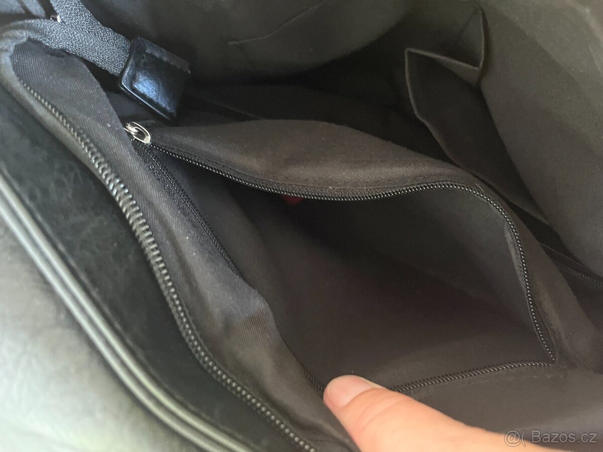 Městský batoh - černý - nový - 7